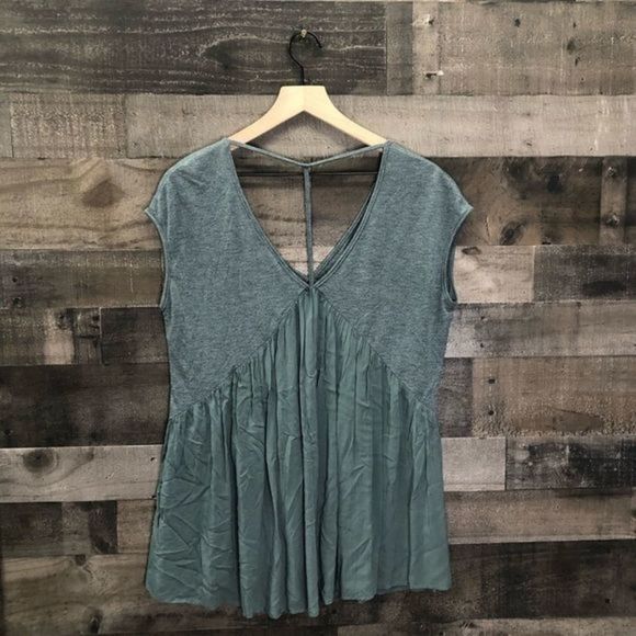 NWT Anthropologie Meadow Rue Quincy Tee Top - Picture 3 of 9